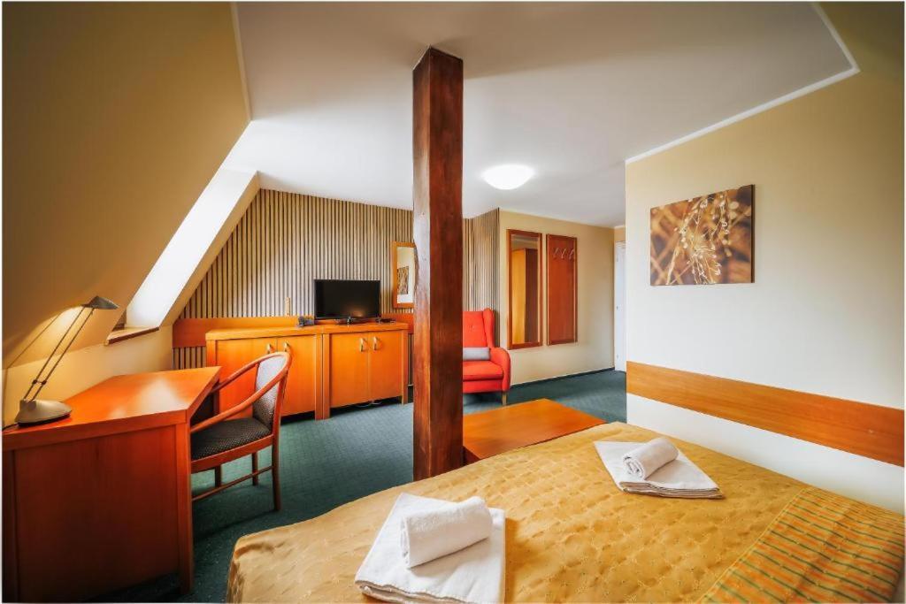 Hotel U Leva Levoca Bagian luar foto